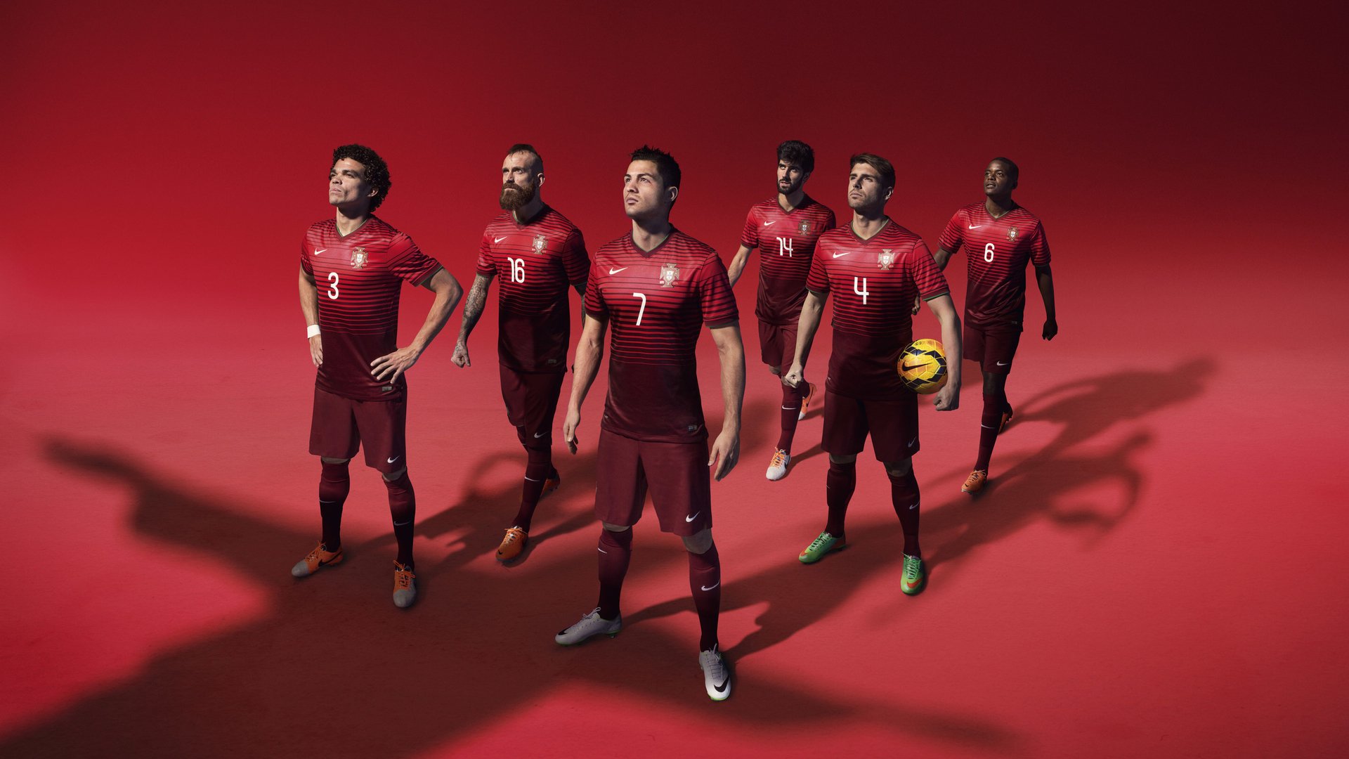 赛季中球员表现最震撼的瞬间合集,赛季球员是什么